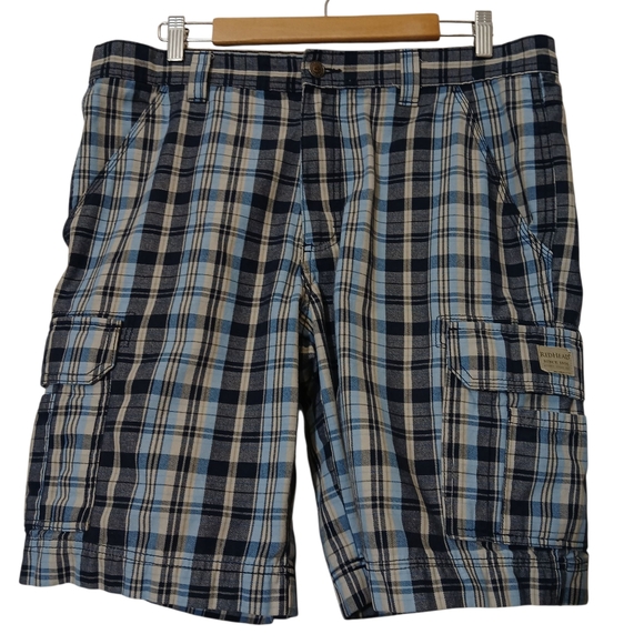 RedHead Cargo Men Shorts 36x10 Plaid Blue White  Preppy Casual Vacation - Picture 1 of 6